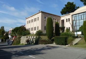 Location bureaux - Rond Point de Saint Menet, proche autoroute A50