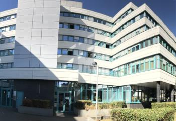 Location bureaux - Proche Opéra, TGV, RER, Autoroutes A10, A6  à Massy - 91300