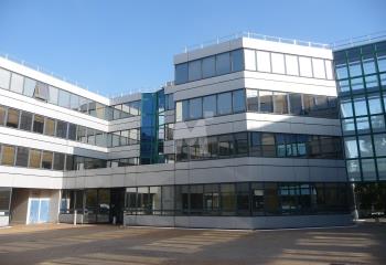 Location bureaux - Quartier Atlantis, proche autoroutes et transports  à Massy - 91300