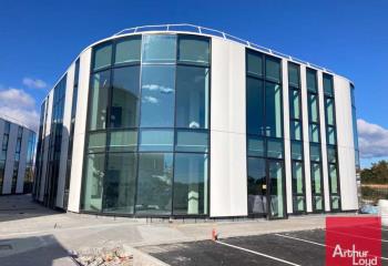 Location bureaux - Proche aéroport et autoroute A9/A709  à Mauguio - 34130