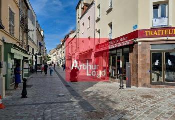Location bureau proche des parkings et du futur cinéma