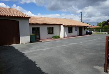 Location bureaux à - Proche Avenue François Mitterand  à Mérignac - 33700
