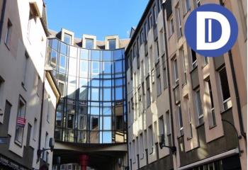 Location bureaux centre - Proche parking République et bus  à Metz - 57000