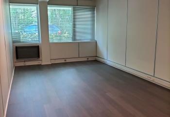 Bureaux à louer - cadre verdoyant  à Meylan - 38240