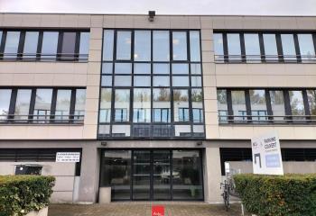 Location bureaux - Proche autoroutes A41 et Rocade Sud  à Meylan - 38240