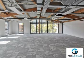 Location bureaux - Technopole Inovallée, proche bus et restauration  à Meylan - 38240