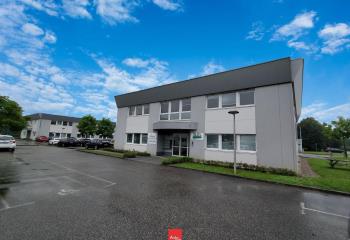 Location bureaux - Proximité gare et autoroute A48  à Moirans - 38430