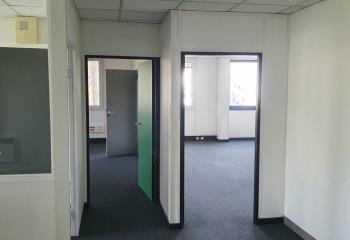 Location bureaux - Proche CENTR'ALP  à Moirans - 38430
