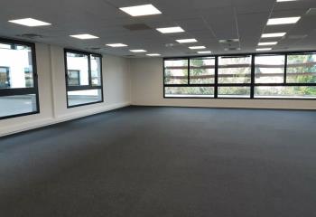 Location bureaux - Proximité A41  à Montbonnot-Saint-Martin - 38330