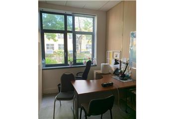 Location bureaux - Proche N10 et N12  à Montigny-le-Bretonneux - 78180