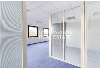 Location bureaux - Proche A12/N12  à Montigny-le-Bretonneux - 78180