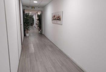 Location bureau Montigny-le-Bretonneux (78180) - 30 m²  à Montigny-le-Bretonneux - 78180