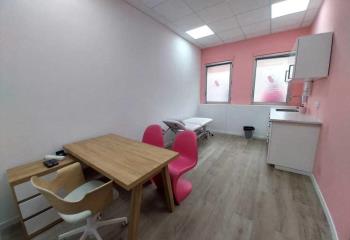 Location bureau Montigny-le-Bretonneux (78180) - 160 m²  à Montigny-le-Bretonneux - 78180