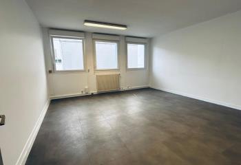 Location bureaux - zone d'activités Cadréan