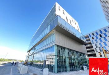 Location bureaux neufs - Gare TGV Sud de France, Tramway ligne 1  à Montpellier - 34000