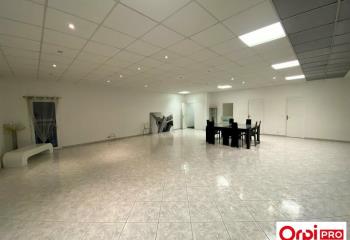 Bureaux à la location - situé dans une zone d'activité  à Morangis - 91420
