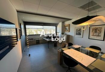 Location bureau (06370) - 192 m²