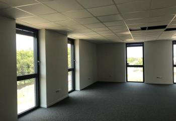Location bureaux - Proche Gare TGV et autoroutes  à Mulhouse - 68100