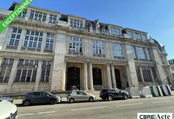 Bureaux à louer à - Place Stanislas - Proche gare  à Nancy - 54000