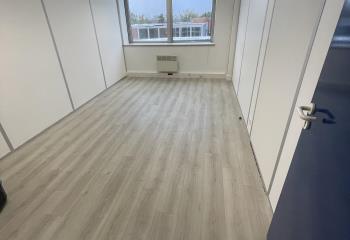 Bureaux à louer zone des Peupliers proche A86  à Nanterre - 92000