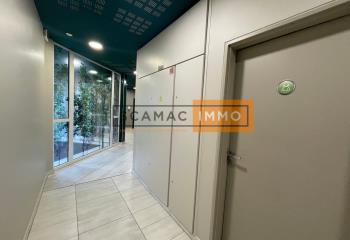 Location bureaux - Proche transports en commun