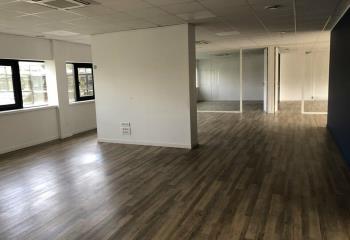 Location de bureaux à - Parc tertiaire de la rivière  à Nantes - 44000