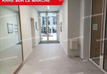 Bureaux à louer - belle visibilité  à Nantes - 44000