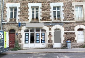 Bureau à louer à - Centre-ville - Proche commerces  à Nantes - 44000