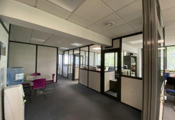 Louer bureaux - Route de Paris  à Nantes - 44000