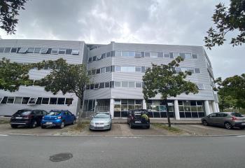 Location bureaux Île de - Proche transports et centre commercial  à Nantes - 44000
