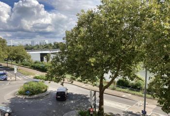 Location bureaux - Cité des Congrès, proche gare SNCF et tram  à Nantes - 44000