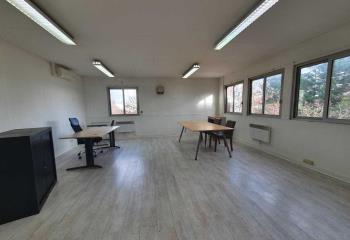 Location bureau Neuilly-sur-Marne (93330) - 608 m²  à Neuilly-sur-Marne - 93330