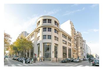 Location de bureaux rénovés à - Proche métro 3 et 1