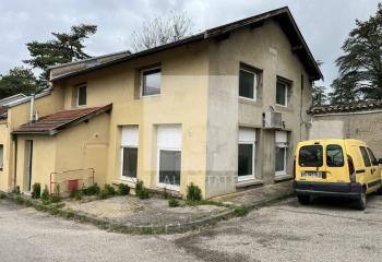 Location bureaux - Proche A46 et bus TCL  à Neuville-sur-Saône - 69250