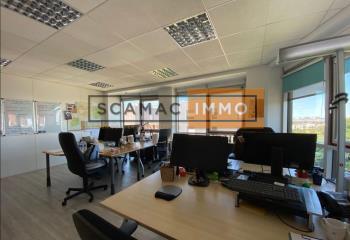 Location bureaux - Proche A4, RER A et Paris  à Noisiel - 77186