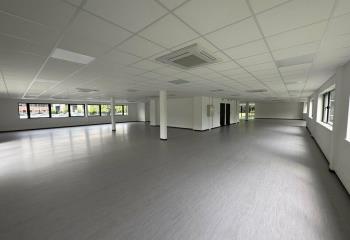 Location bureaux - Proche A4, A35, Gare SNCF et Aéroport  à Oberhausbergen - 67205
