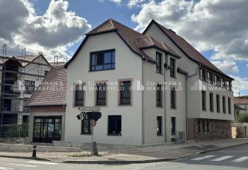 Location bureaux - Proche centre-ville, autoroute A35 et bus
