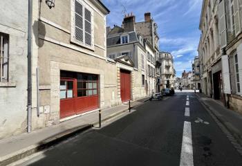 Location bureaux hypercentre - Proche gare SNCF et tram  à Orléans - 45000