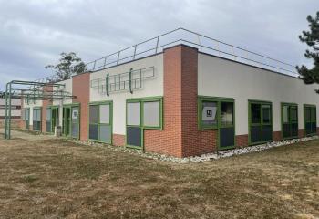 Location de bureaux - tramway - proche centre-ville  à Orléans - 45000
