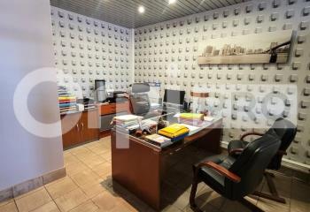 Bureau à louer avec bonne visibilité  à Panazol - 87350