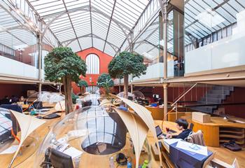 Location espace coworking - Proche métro Stalingrad  à Paris 10 - 75010