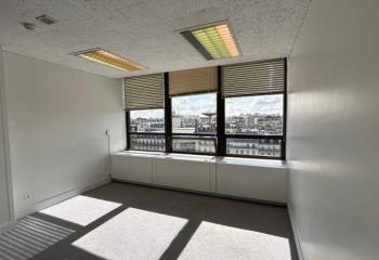 Location bureau Paris 15 (75015) - 31 m²  à Paris 15 - 75015