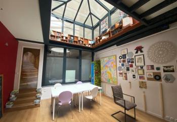 Location bureaux, proche métro Ternes, dans immeuble ancien  à Paris 17 - 75017