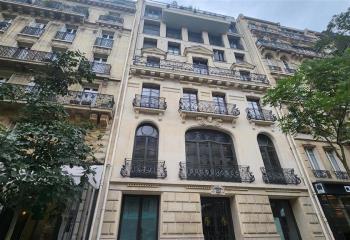 Location bureaux, proche des transports, immeuble haut de gamme
