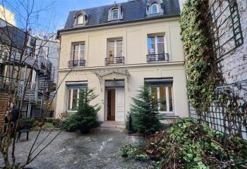 Location de bureaux à, proche métro Lamarck-Caulaincourt, avec parking  à Paris 18 - 75018