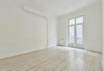 Location bureaux, proche Opéra, immeuble Haussmannien  à Paris 2 - 75002