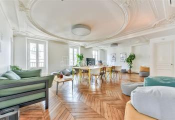 Location bureaux, proche Place de l'Opéra, immeuble de prestige  à Paris 2 - 75002