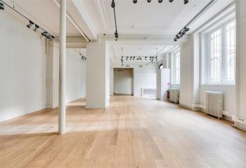 Location bureaux/showroom, proche place Vendôme, immeuble de standing  à Paris 2 - 75002