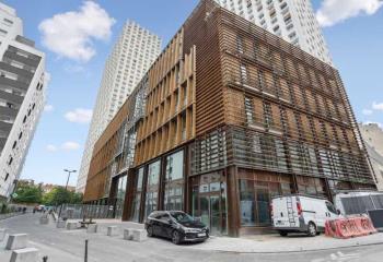 Location bureau Paris 20 (75020) - 1049 m²  à Paris 20 - 75020