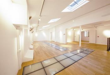 Location de bureaux à, Marais, proche transports et accès direct sur rue  à Paris 3 - 75003